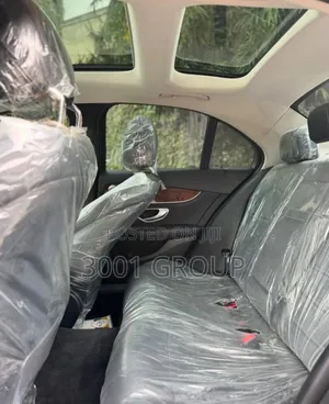 Mercedes-Benz C300 2015 Silver