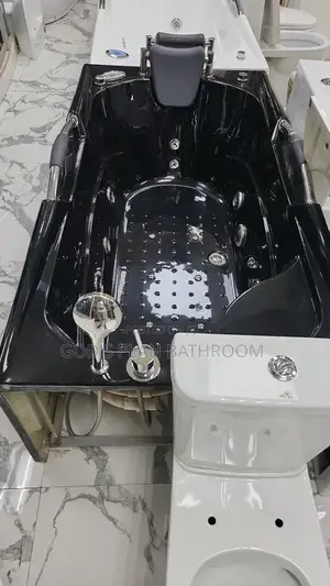 Black Single Jacuzzi