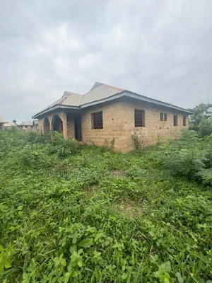 4bdrm Bungalow in Saribi Tose, Moniya for sale