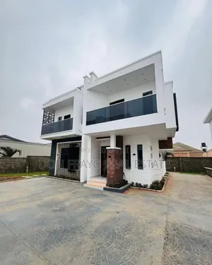4bdrm Duplex in Kolapo Ishola Gra, Akobo for sale