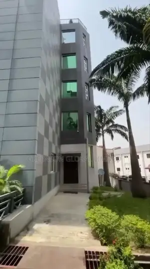 Multipurpose Complex of Classic Hotel