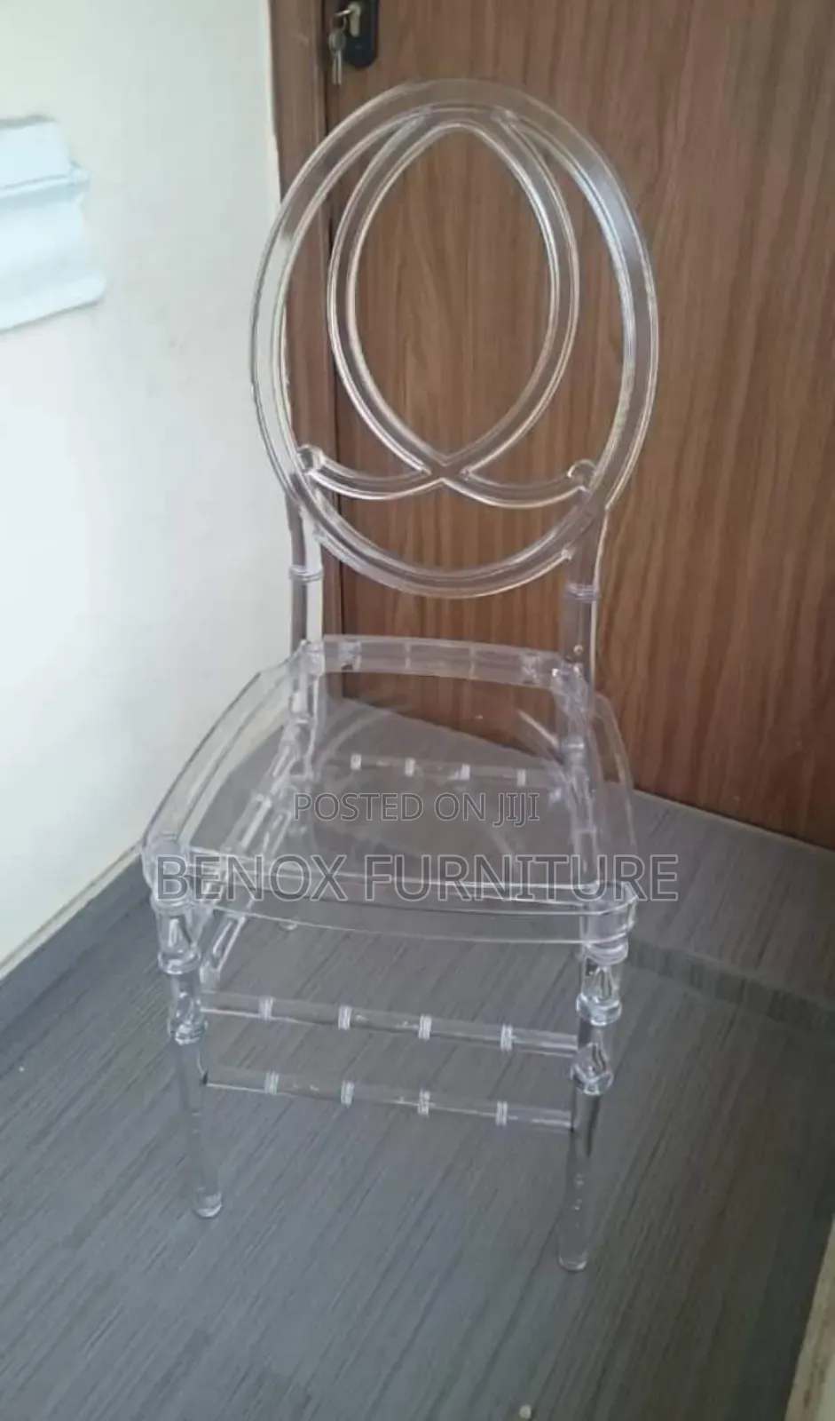 Crystal Chivelry Chair With Cushion
