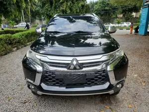 Mitsubishi Montero Sport 2020 Black