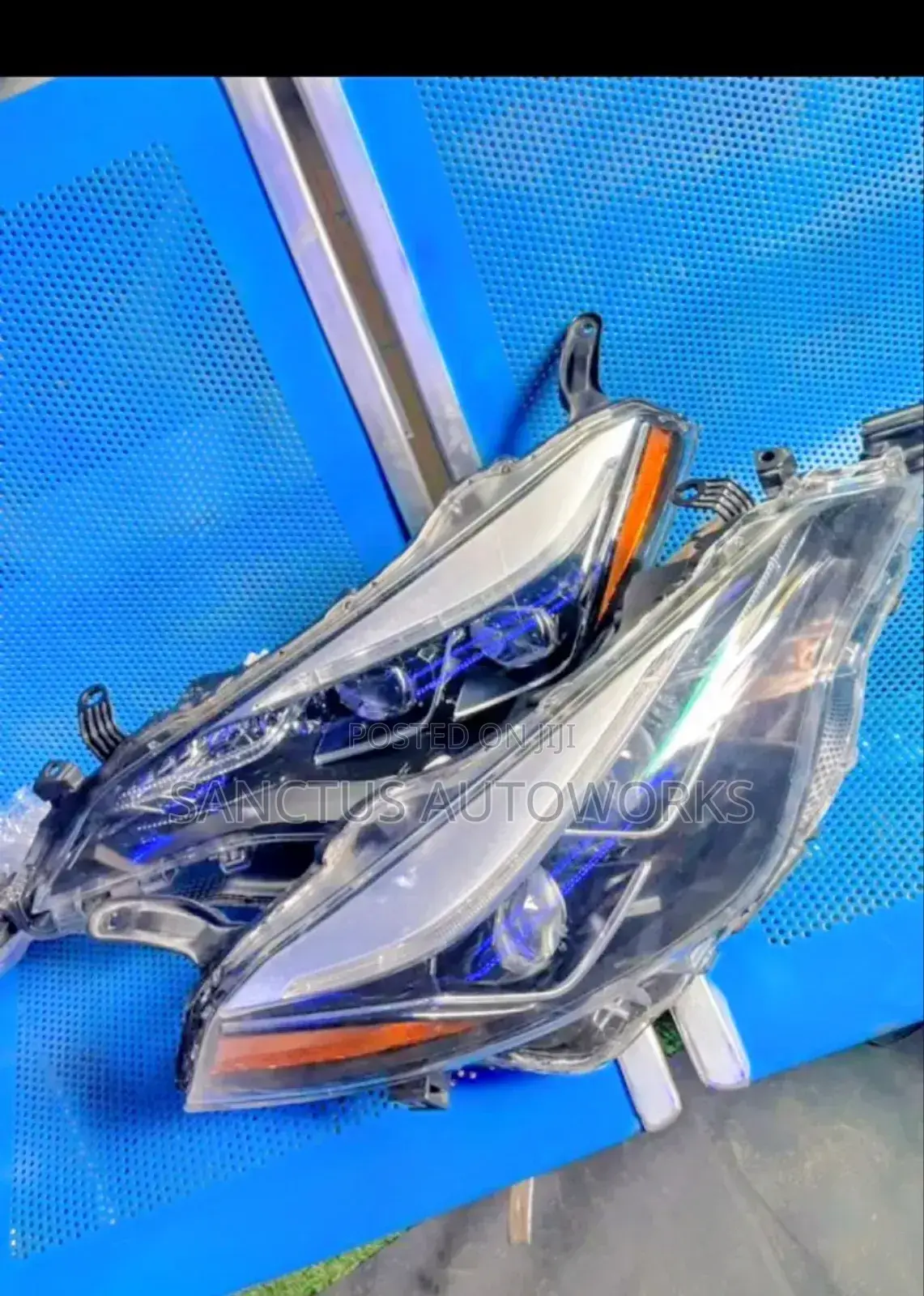 Headlight Corolla 2018