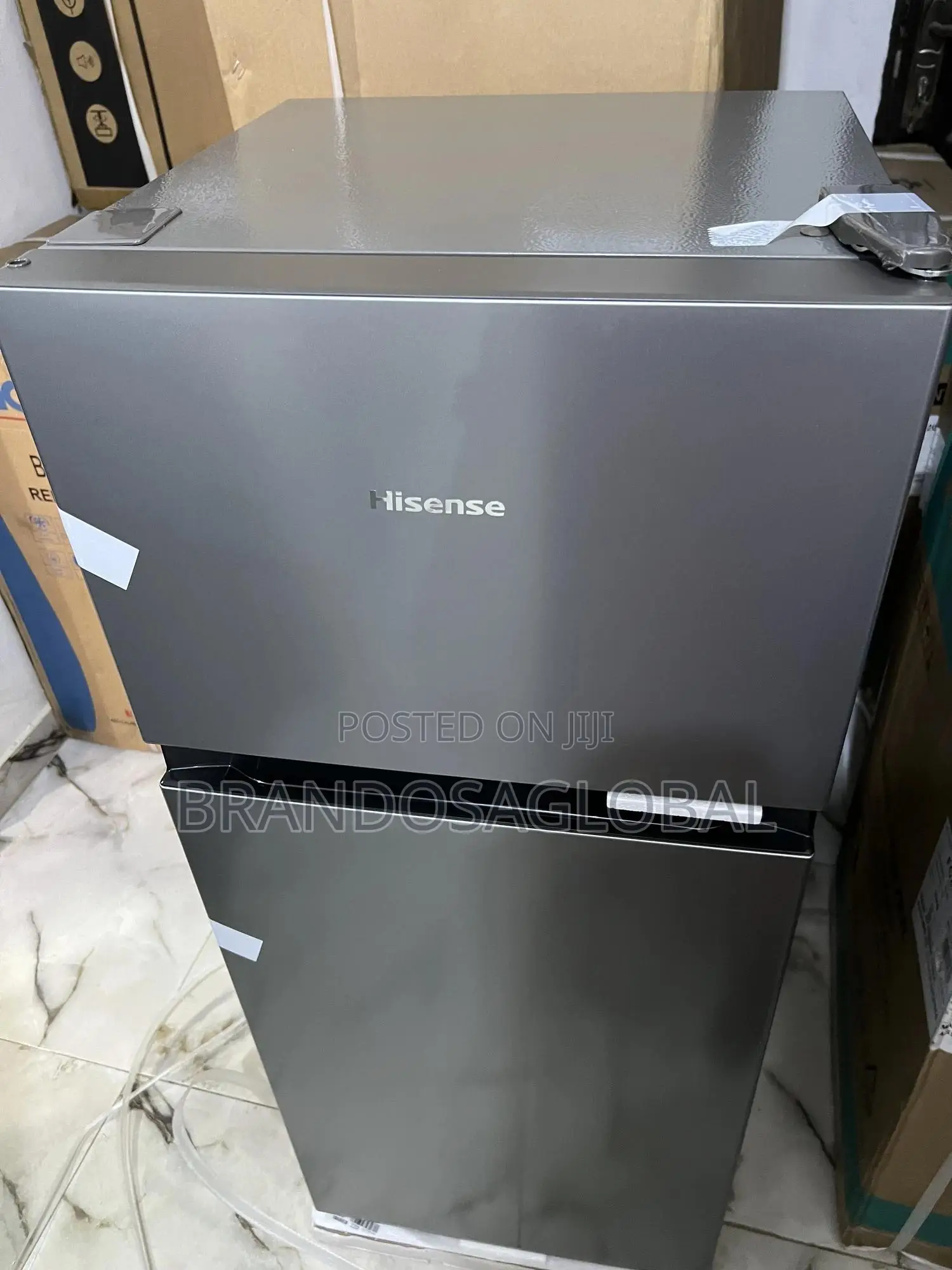 Ref172dr 124l Hisense Fridge With Upper Freezer