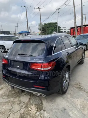Mercedes-Benz GLC-Class 2016 Blue
