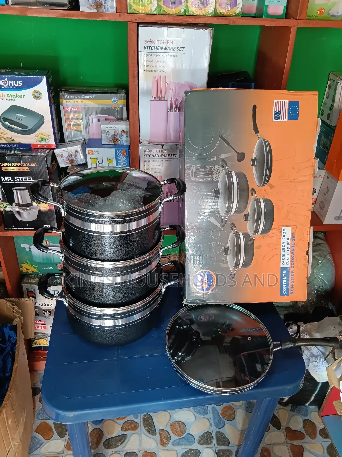 Ochra Non-Stick Cookware Set