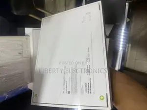 New Laptop Apple MacBook Air 2022 M2 16GB Apple M2 SSD 256GB
