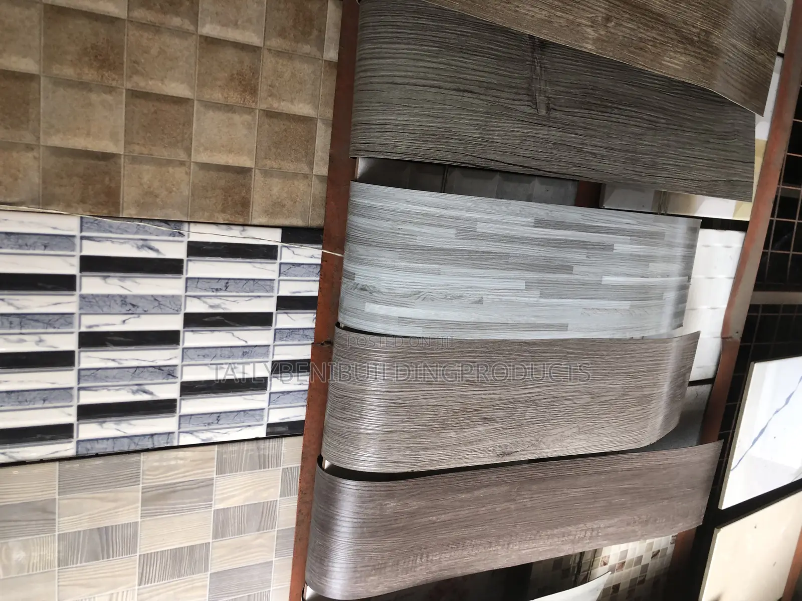 Vinyl Flooring /Wooden Floor