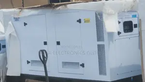 300kva Uk  Perkins Soundproof Diesel Generator