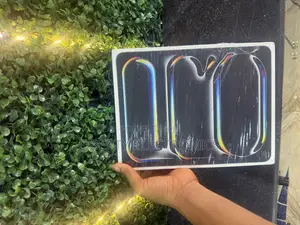 New Apple iPad Pro 13 (2024) 256 GB