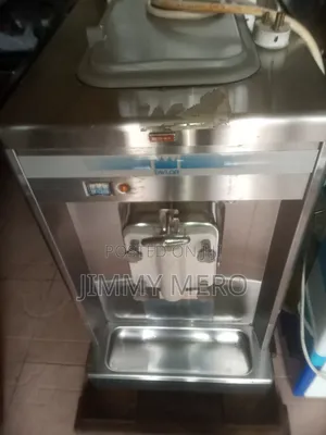 Taylor Soft Serve Ice Cream Machine, Table Top Model 702 Single Phase