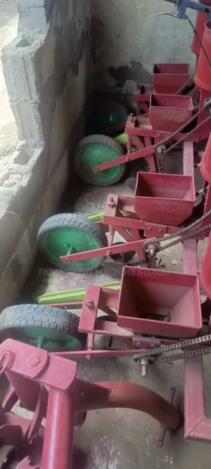 Nigeria Used Tractor Attached Seed Planter