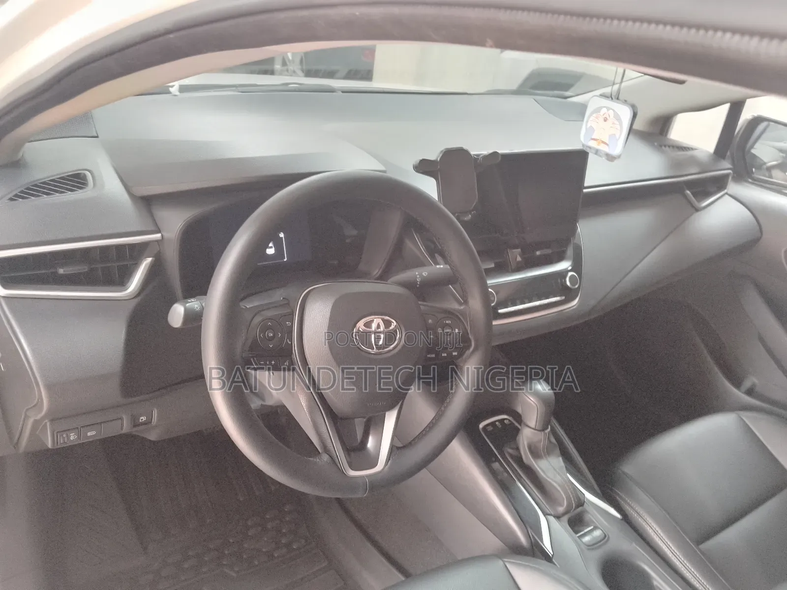 Toyota Corolla 2023 White