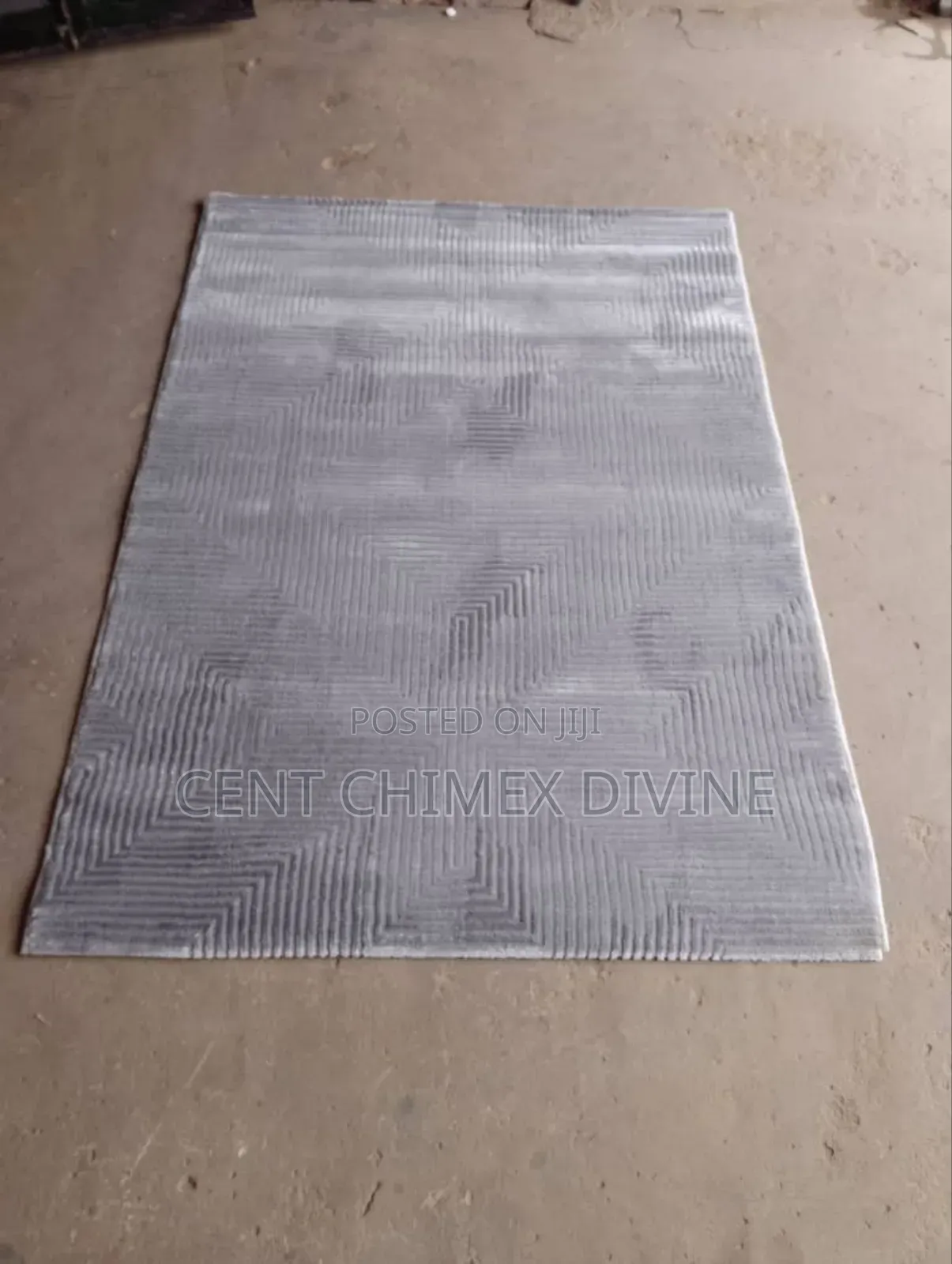 Plain and Smooth Center Rugs