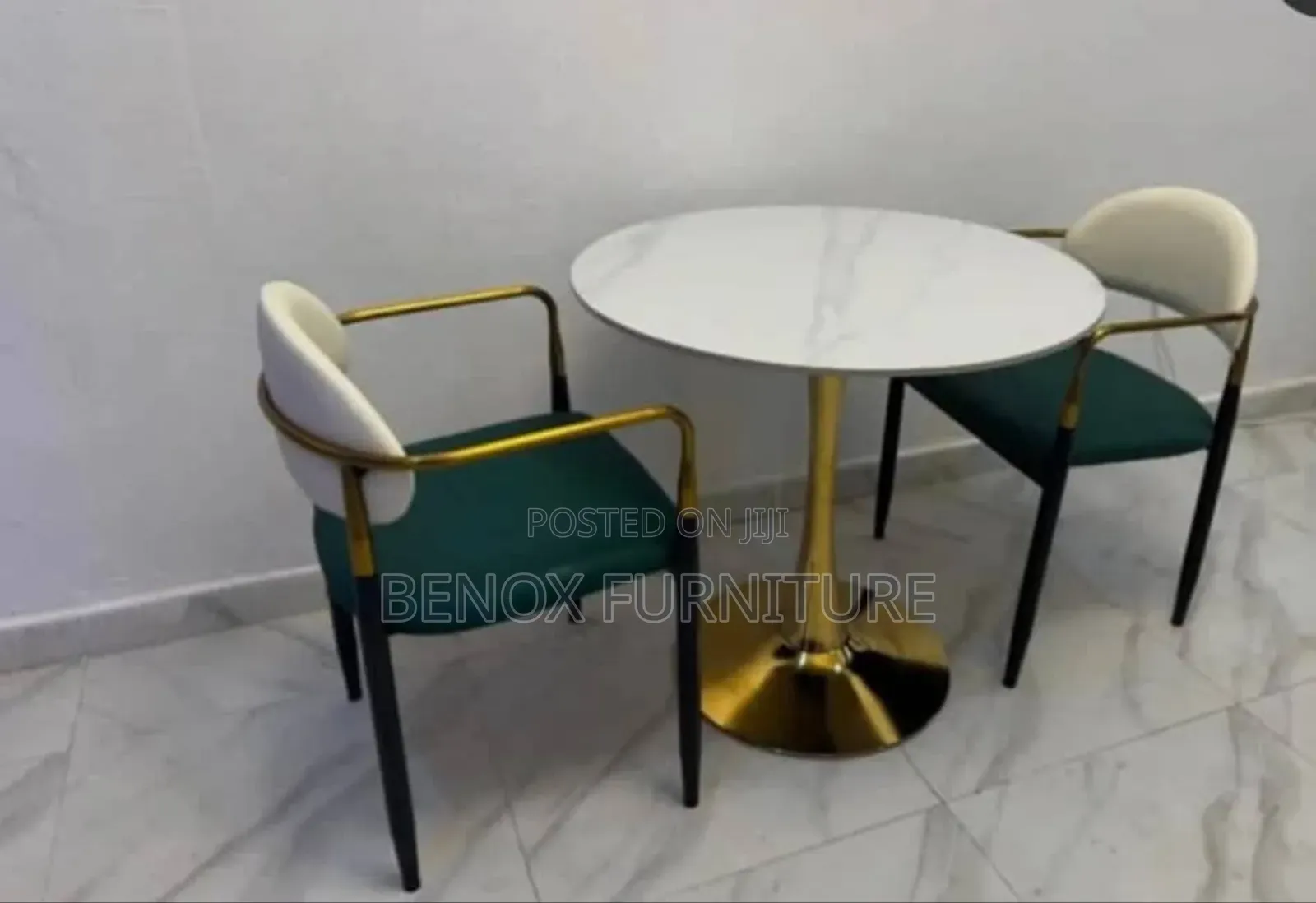 Highly Classic Executive Dinning Set