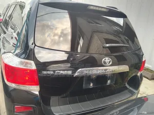 Toyota Highlander SE 2012 Black