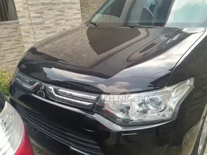 Mitsubishi Outlander 2014 Black