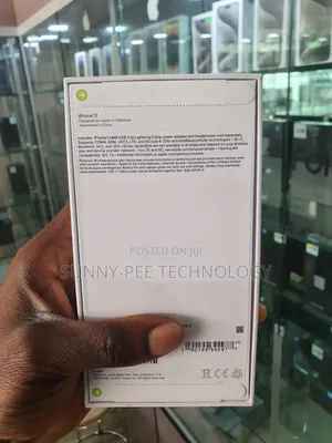 New Apple iPhone 13 256 GB Blue