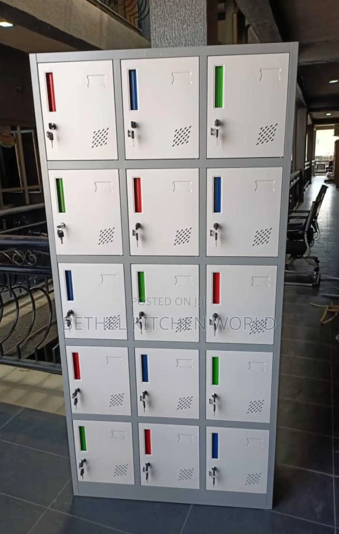 5 Steps 15 Lockers