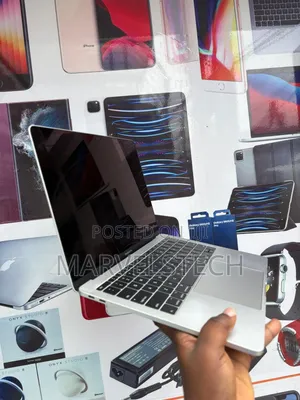 Laptop Apple MacBook Pro 2017 16GB Intel Core i5 SSD 500GB