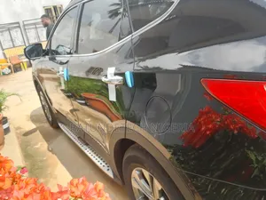 Hyundai Santa Fe GLS 4dr SUV AWD (3.3L 6cyl 6A) 2014 Black