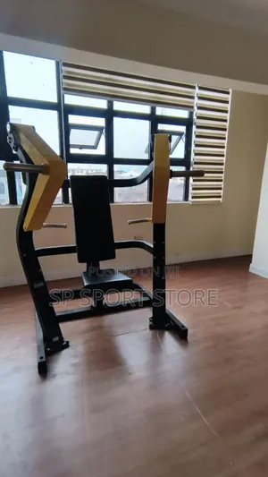 Chest Press Machine