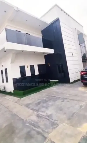4bdrm Duplex in Gated Estate ,, Port-Harcourt for sale