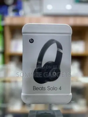 Beats Solo 4 Headphone