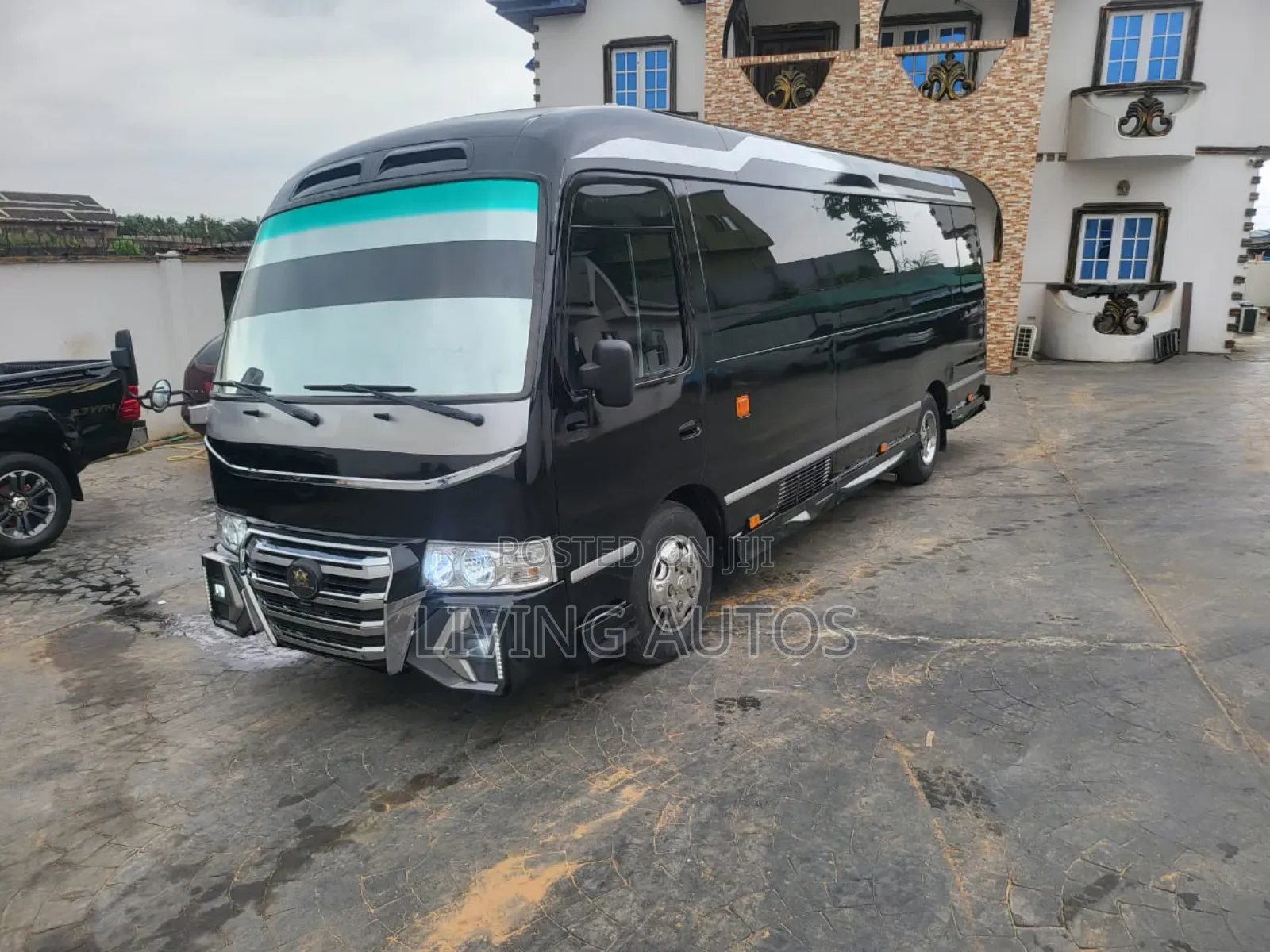 Toyota Coaster 2015 Black