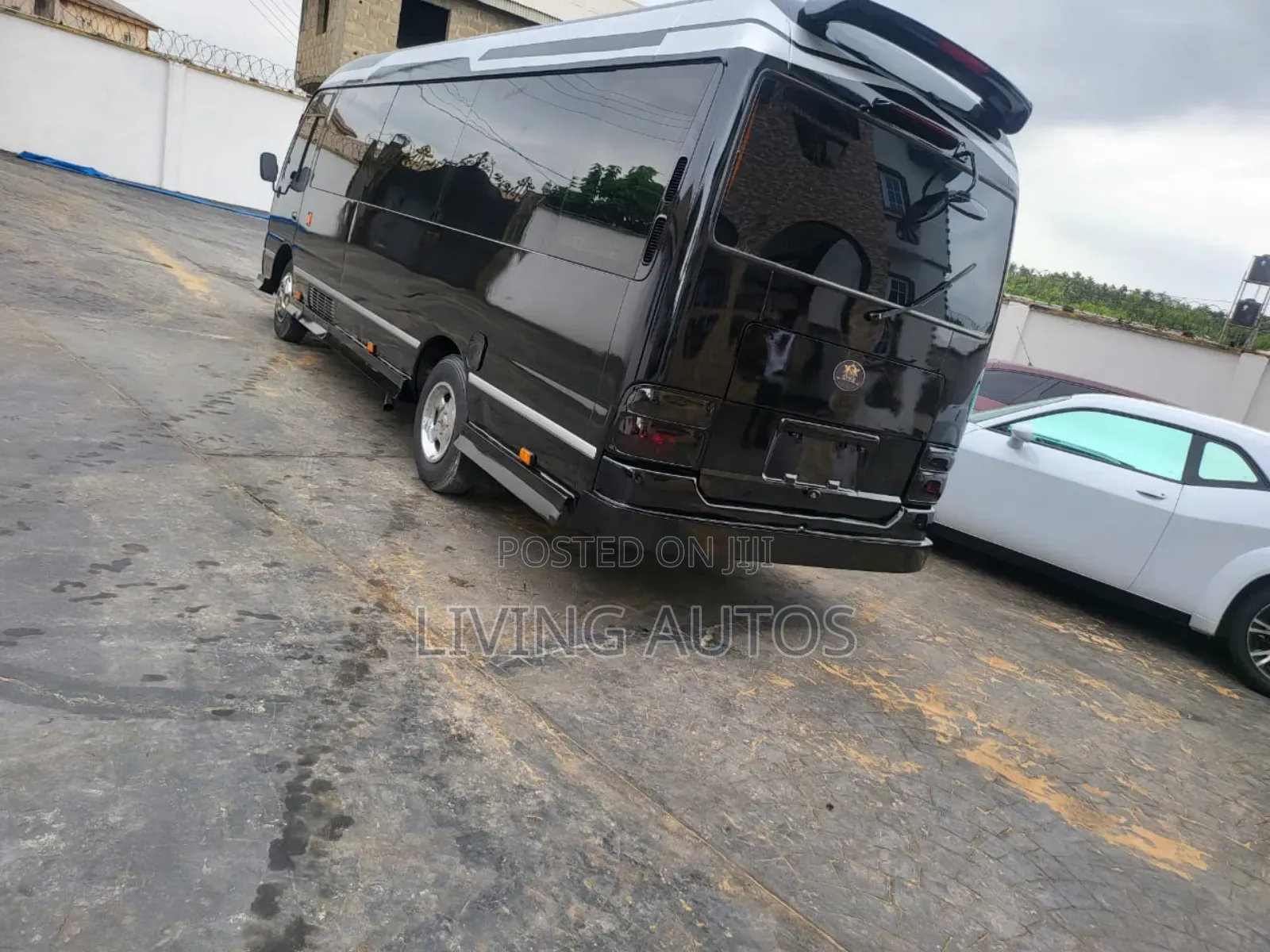 Toyota Coaster 2015 Black