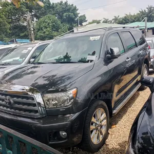 Toyota Sequoia 2011 Gray