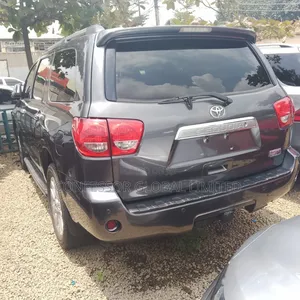 Toyota Sequoia 2011 Gray