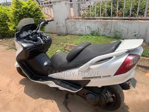 Suzuki 2015 White