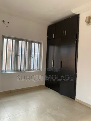 3bdrm Apartment in Adebowale, Ojodu for rent