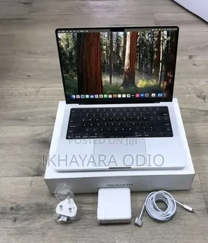 Laptop Apple MacBook Pro 2023 M2 Pro 14-Inch 16GB Apple M2 SSD 512GB