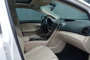 Toyota Venza V6 AWD 2011 White