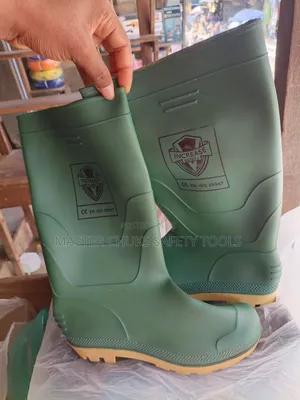 Non Safety Rainboot