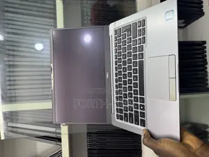 Laptop Dell Latitude 7400 16GB Intel Core I5 SSD 256GB