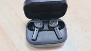 Bang and Olufsen 980, With Optimized Sound and Noise Cancel.