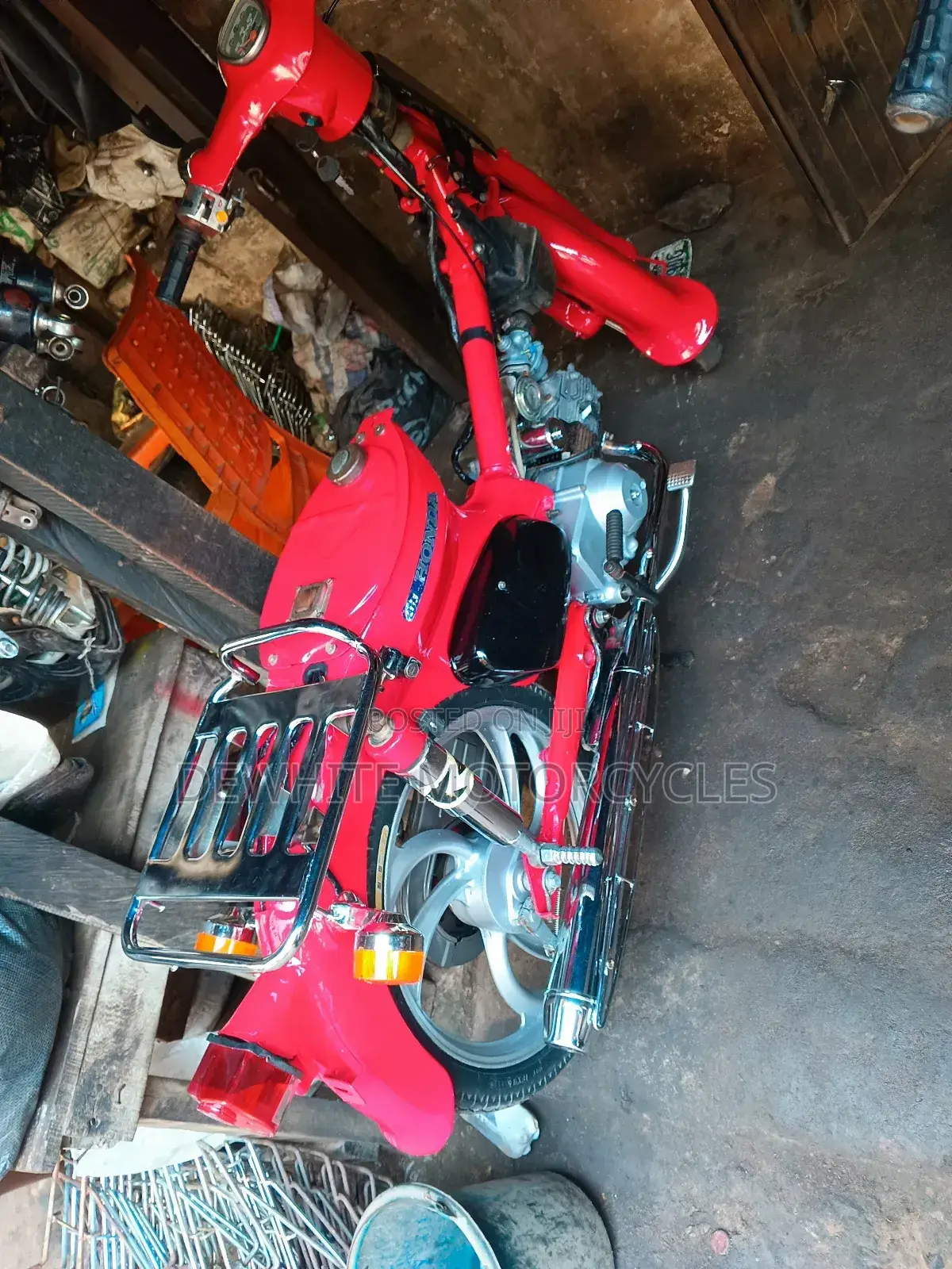 Honda CB 2020 Red