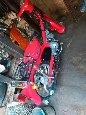 Honda CB 2020 Red