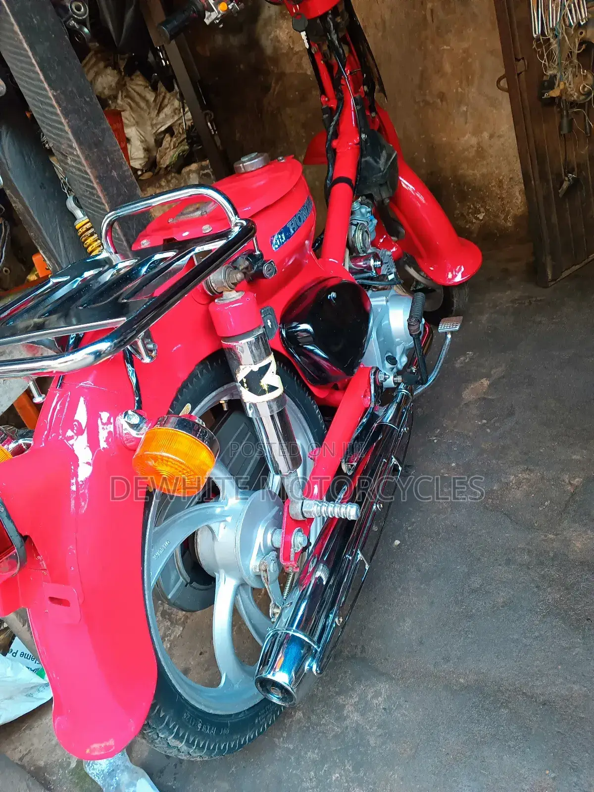 Honda CB 2020 Red