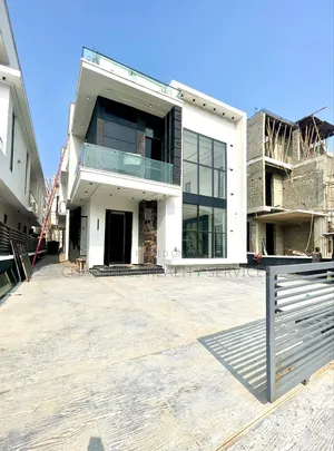 5bdrm Duplex in Lekki for sale