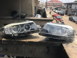 BMW E90 Xenon Headlight