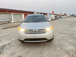 Toyota Highlander 2011 Silver
