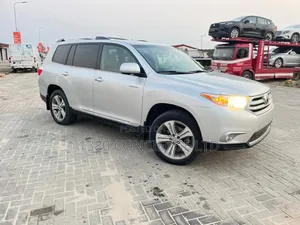Toyota Highlander 2011 Silver