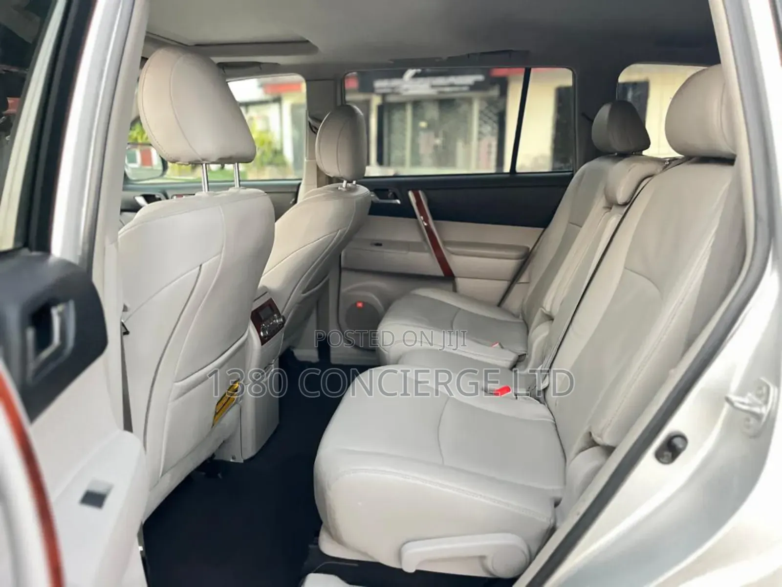 Toyota Highlander 2011 Silver