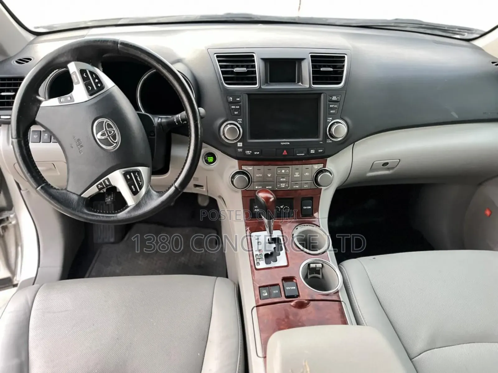 Toyota Highlander 2011 Silver