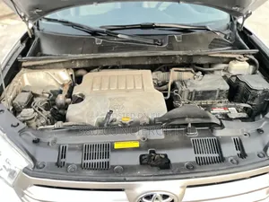 Toyota Highlander 2011 Silver